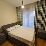 Taksim Perfect Residence, 3 Bedrooms, 140 M2, Pool Gym Sauna Access Lejlighed *