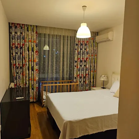 Taksim Perfect Residence, 3 Bedrooms, 140 M2, Pool Gym Sauna Access اسطنبول