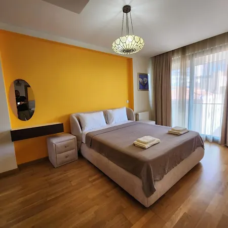 Taksim Perfect Residence, 3 Bedrooms, 140 M2, Pool Gym Sauna Access Apartmán