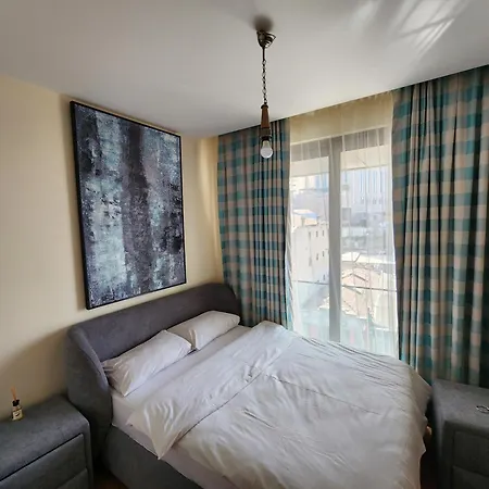 Apartmán Taksim Perfect Residence, 3 Bedrooms, 140 M2, Pool Gym Sauna Access *