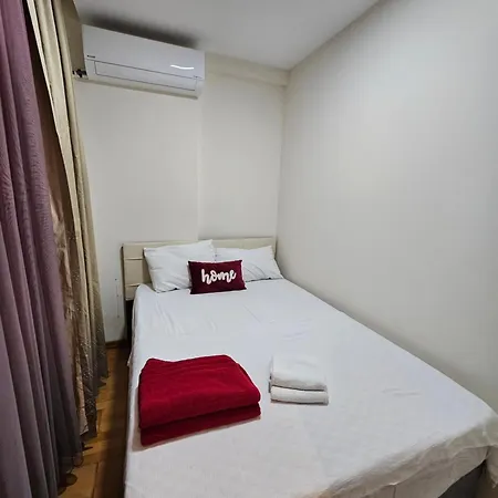 Apartmán Taksim Perfect Residence, 3 Bedrooms, 140 M2, Pool Gym Sauna Access