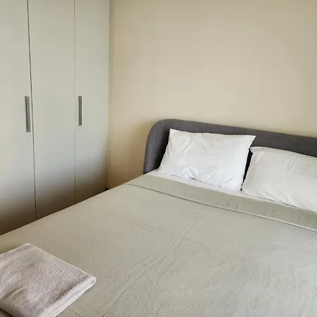 Taksim Perfect Residence, 3 Bedrooms, 140 M2, Pool Gym Sauna Access Lejlighed