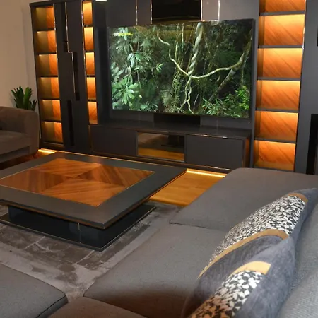 Lejlighed Taksim Perfect Residence, 3 Bedrooms, 140 M2, Pool Gym Sauna Access Istanbul